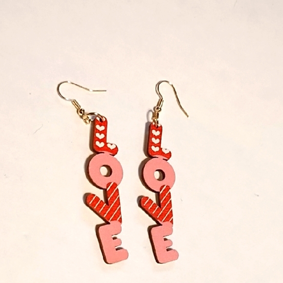 Jewelry - NWT Pink and Red LOVE Earrings